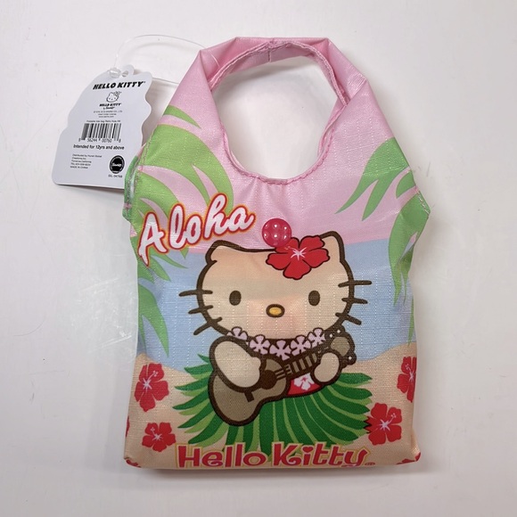 Hello Kitty foldable tote from Hawaii - Picture 3 of 4